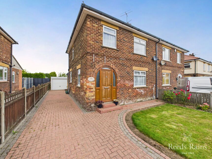 Main image of 3 bedroom Semi Detached House to rent, Willow Garth, Scarborough, North Yorkshire, YO12