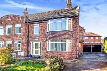 2 bedroom  Flat for sale