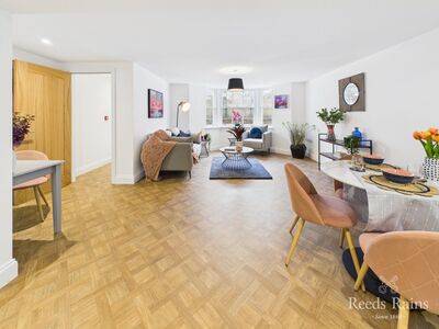 1 bedroom  Flat for sale