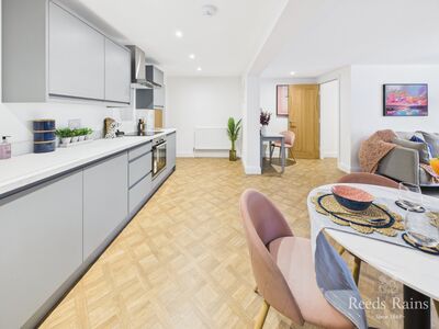 Westborough, 1 bedroom  Flat for sale, £125,000