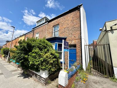 3 bedroom End Terrace House for sale