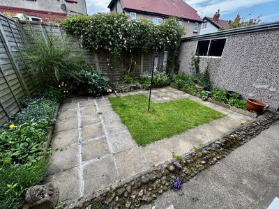 3 bedroom  Flat for sale