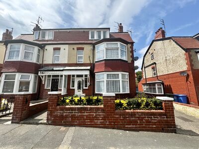 3 bedroom  Flat for sale