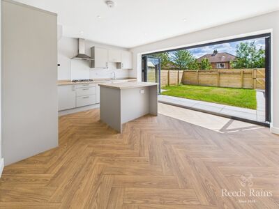Cross Lane, 3 bedroom Semi Detached House for sale, £269,950