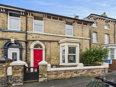 3 bedroom End Terrace House for sale