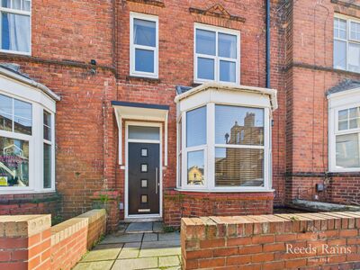 Raleigh Street, 3 bedroom Mid Terrace House for sale, £180,000