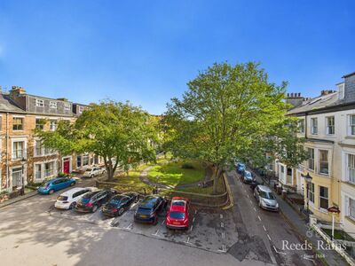 1 bedroom  Flat for sale