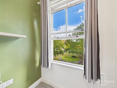 1 bedroom Flat for sale