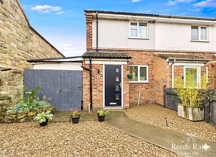 Main image of 2 bedroom End Terrace House for sale, Beck Mews, Main Street, Scarborough, YO11