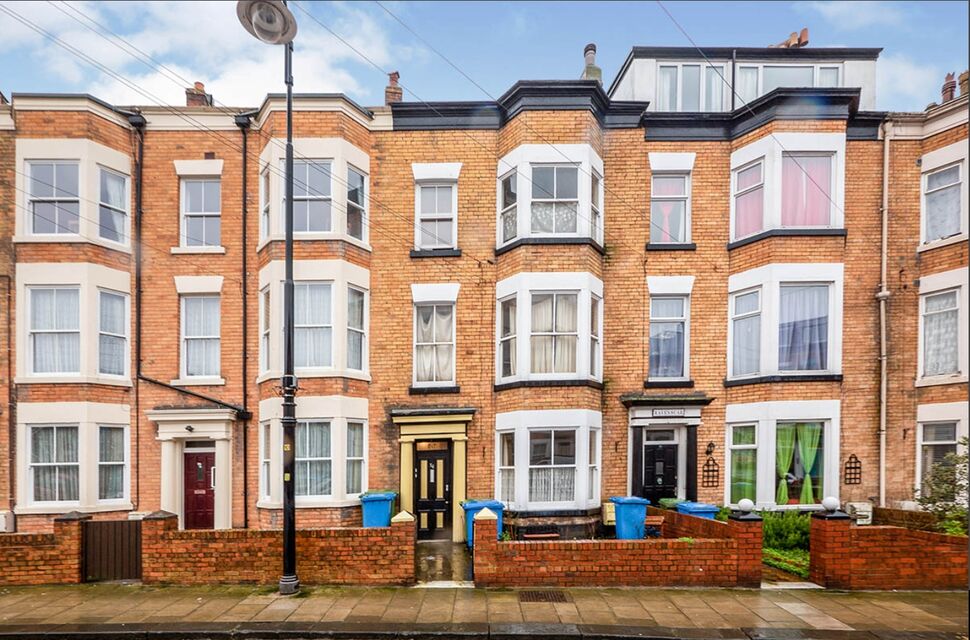Main image of 4 bedroom Mid Terrace House for sale, Trafalgar Square, Scarborough, North Yorkshire, YO12
