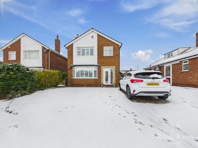 3 bedroom Detached House for sale