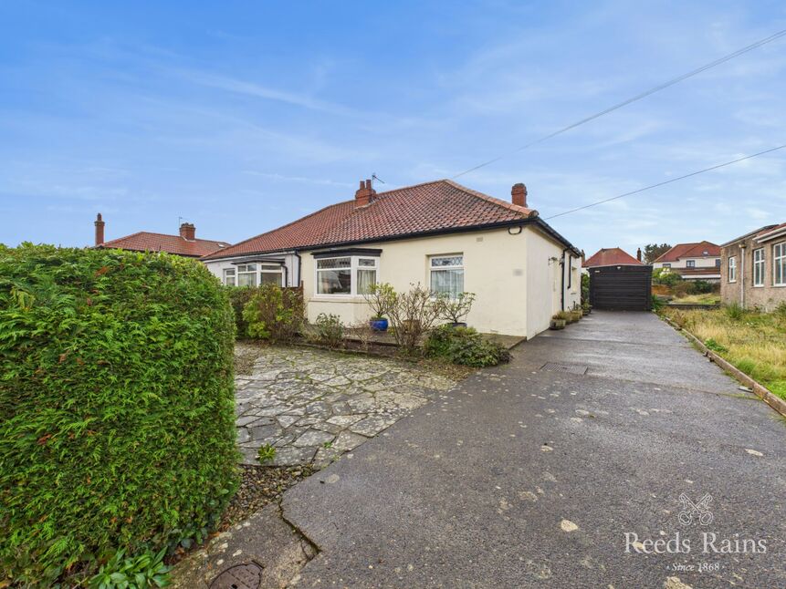 Main image of 2 bedroom Semi Detached Bungalow for sale, Scholes Park Road, Scarborough, North Yorkshire, YO12