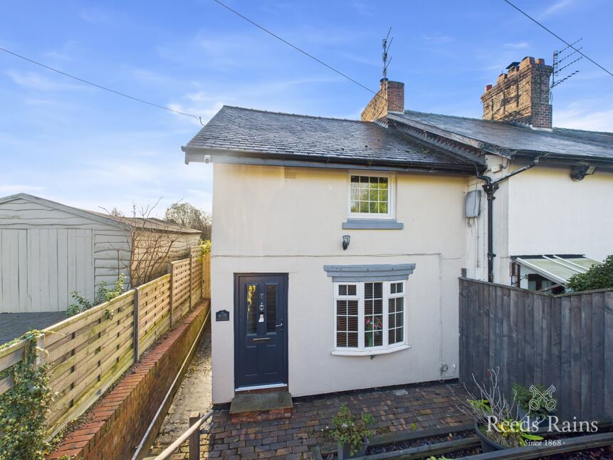 Main image of 2 bedroom End Terrace House for sale, Station Road, Crossgates, North Yorkshire, YO12