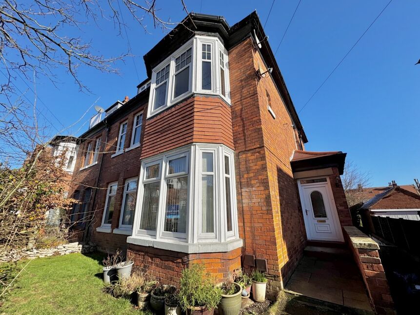 Main image of 2 bedroom  Flat to rent, Holbeck Avenue, Scarborough, North Yorkshire, YO11