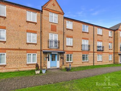2 bedroom Flat for sale