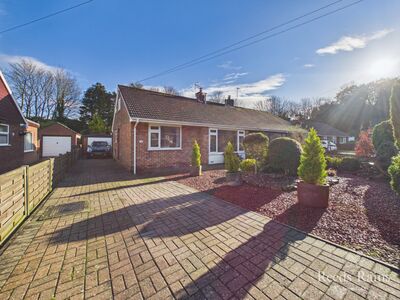 4 bedroom Semi Detached Bungalow for sale