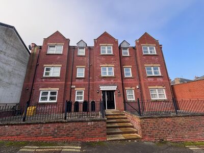 1 bedroom Flat for sale