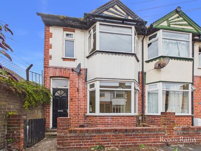 3 bedroom End Terrace House for sale