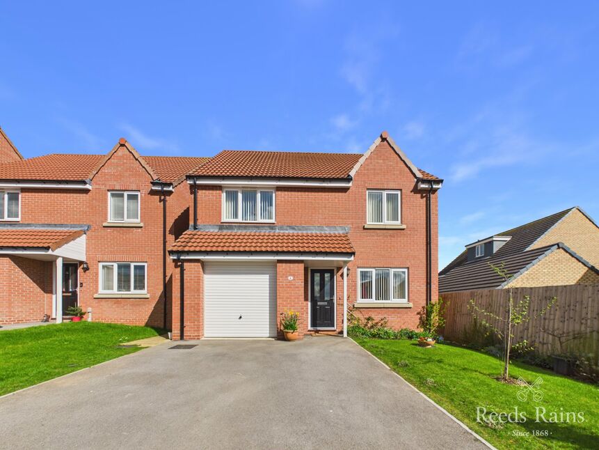 Main image of 4 bedroom Detached House for sale, Wagoners Way, East Ayton, North Yorkshire, YO13