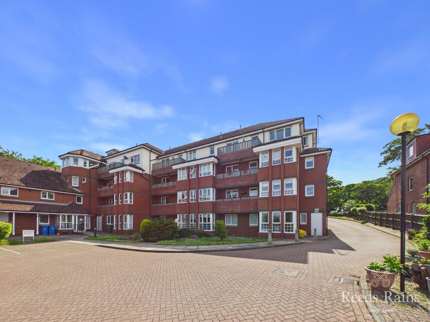 Main image of 2 bedroom Flat for sale, Holbeck Mews, Filey Road, North Yorkshire, YO11