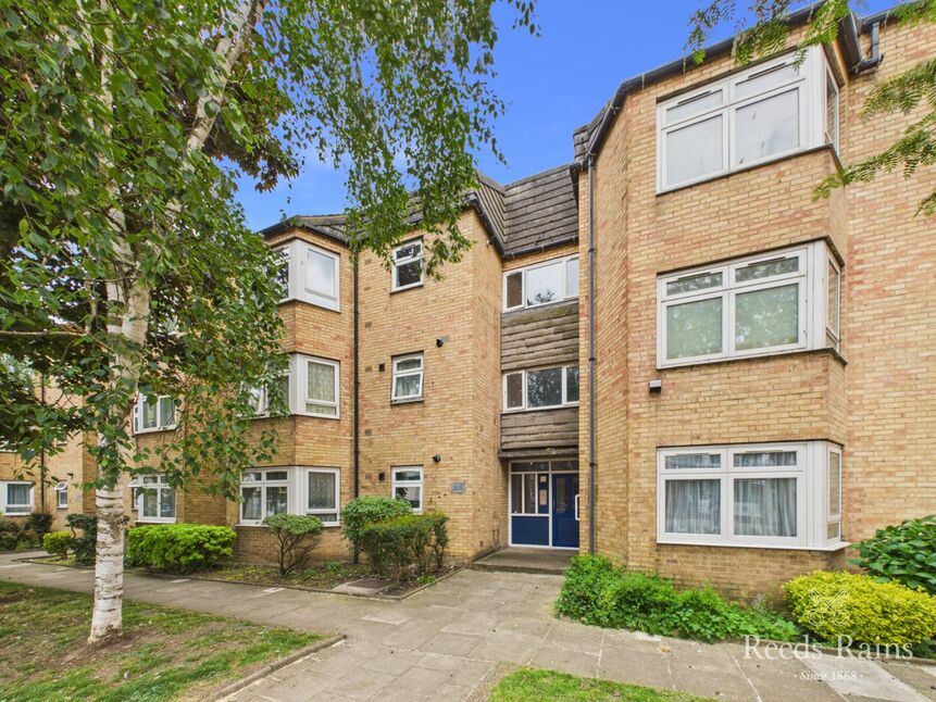 Main image of 2 bedroom Flat for sale, Postgate House, Victoria Road, North Yorkshire, YO11