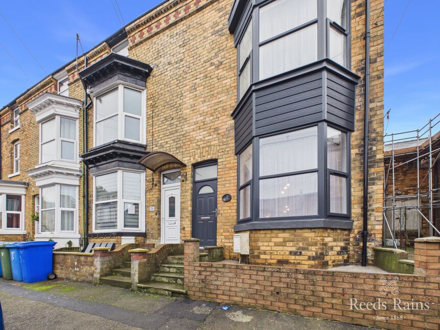 Main image of 4 bedroom End Terrace House to rent, Sherwood Street, Scarborough, North Yorkshire, YO11