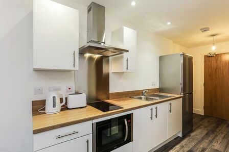 Queen Street,  Flat to rent, £540 pcm