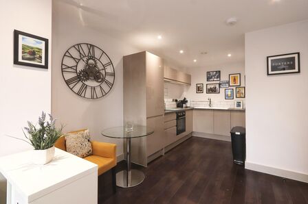 1 bedroom  Flat for sale