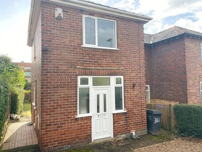Hall Road, 3 bedroom Semi Detached House to rent, &pound;875 pcm
