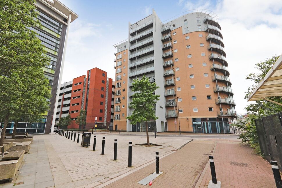 Main image of 2 bedroom Flat for sale, Millsands, Sheffield, South Yorkshire, S3