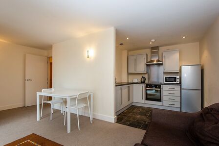 Rockingham Street, 1 bedroom  Flat for sale, £110,000