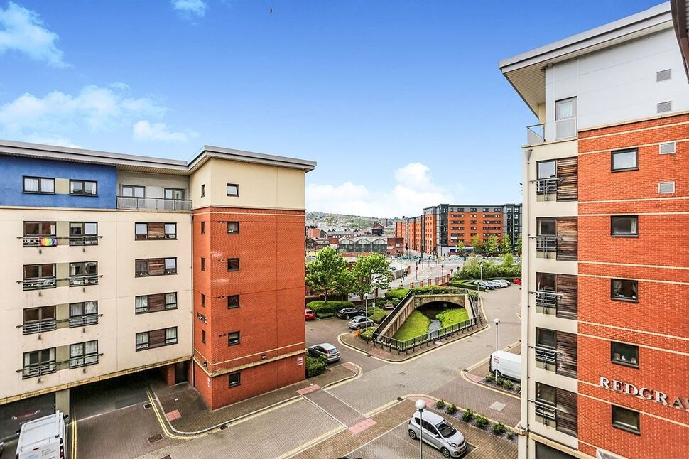 Main image of 2 bedroom  Flat for sale, Millsands, Sheffield, South Yorkshire, S3