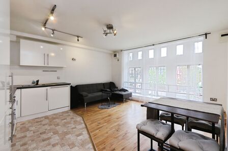 1 bedroom  Flat for sale