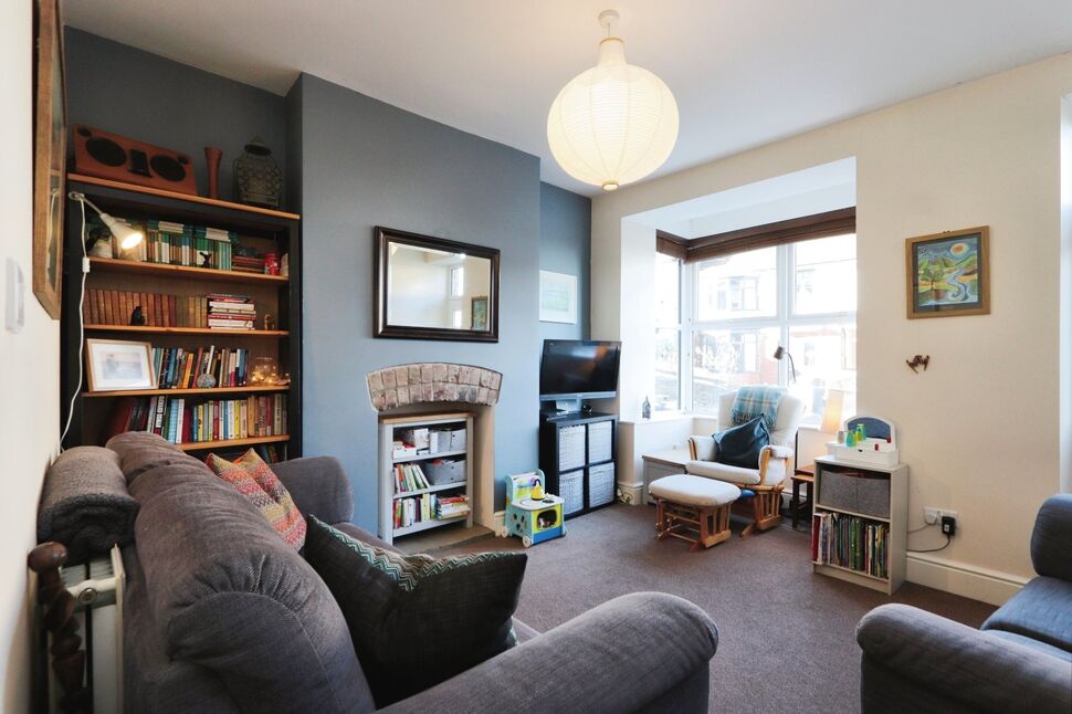 3 bedroom End Terrace House for sale