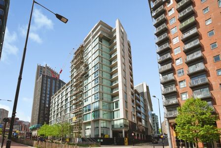 1 bedroom Flat for sale