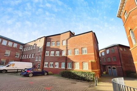2 bedroom  Flat to rent