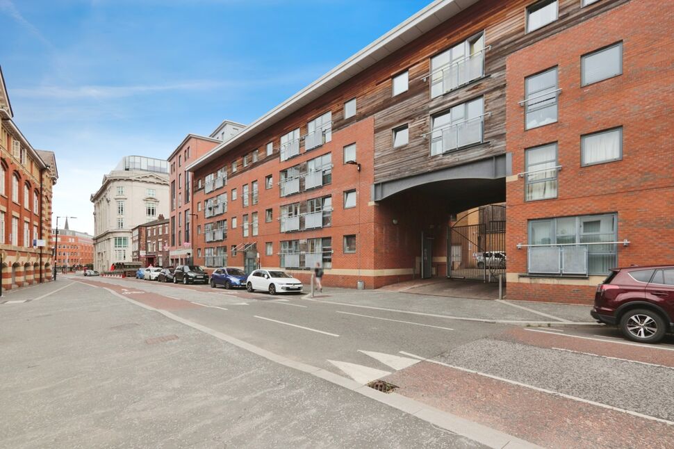 2 bedroom  Flat for sale