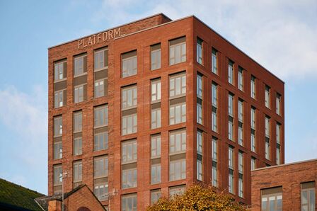 Bloomery Place, 1 bedroom  Flat to rent, £1,300 pcm
