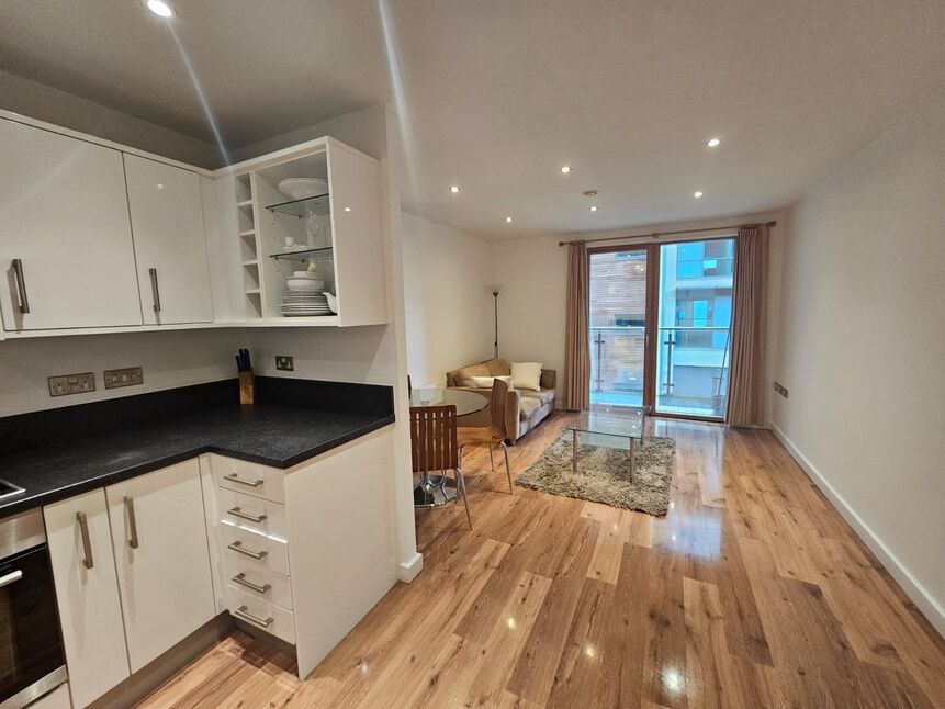 1 bedroom  Flat for sale