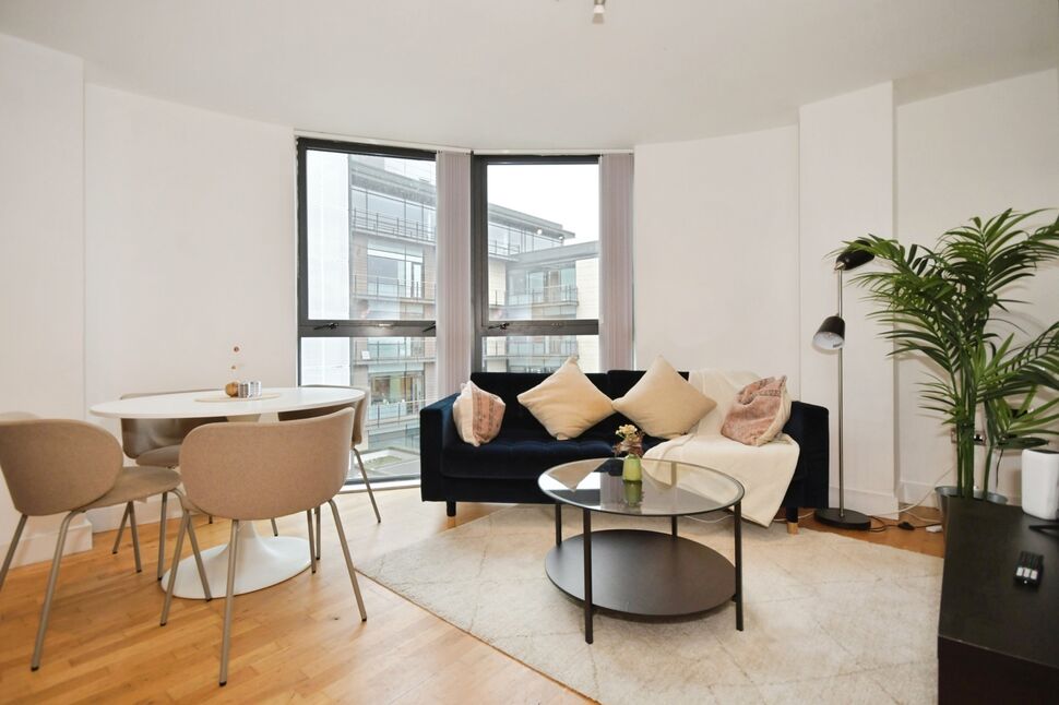 Main image of 2 bedroom Flat for sale, North Bank, Sheffield, South Yorkshire, S3