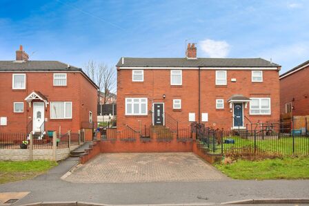 Maltravers Road, 2 bedroom Semi Detached House for sale, &pound;150,000