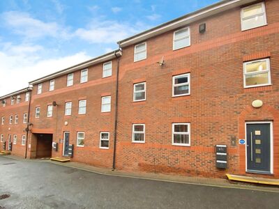 Gell Street, 2 bedroom Flat to rent, &pound;995 pcm