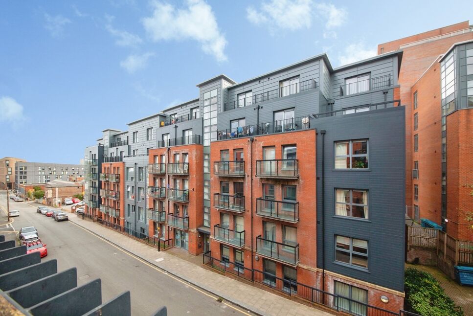 Main image of 1 bedroom Flat for sale, Upper Allen Street, Sheffield, S3