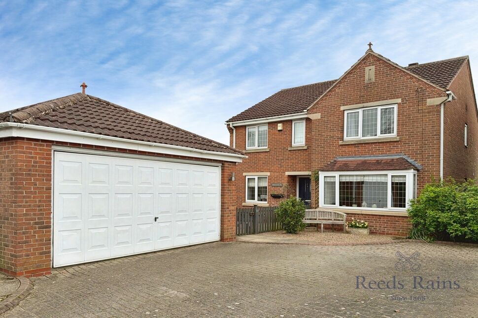 Main image of 4 bedroom Detached House for sale, York Road, Cliffe, North Yorkshire, YO8