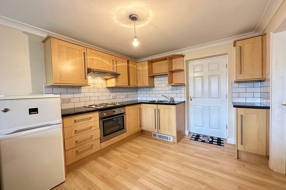 Kitchen / Lounge