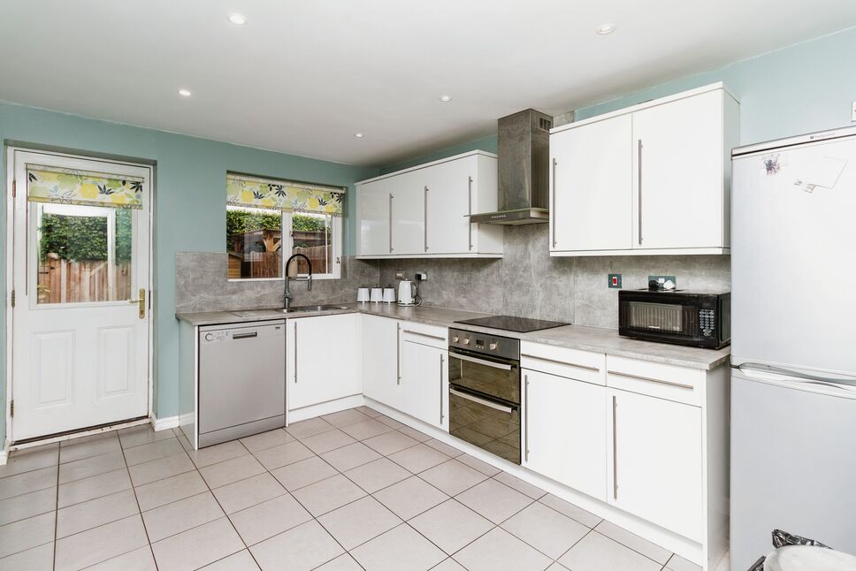 4 bedroom Detached House for sale, Baynes Court, Brayton, YO8 £320,000