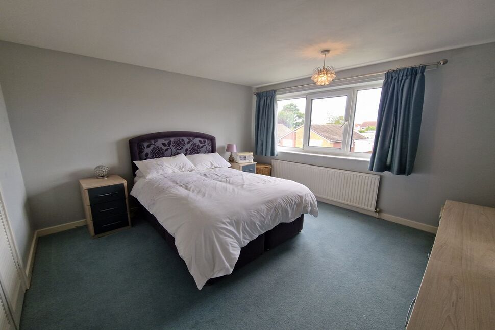 4 bedroom Detached House for sale, The Pastures, Carlton, DN14 £315,000