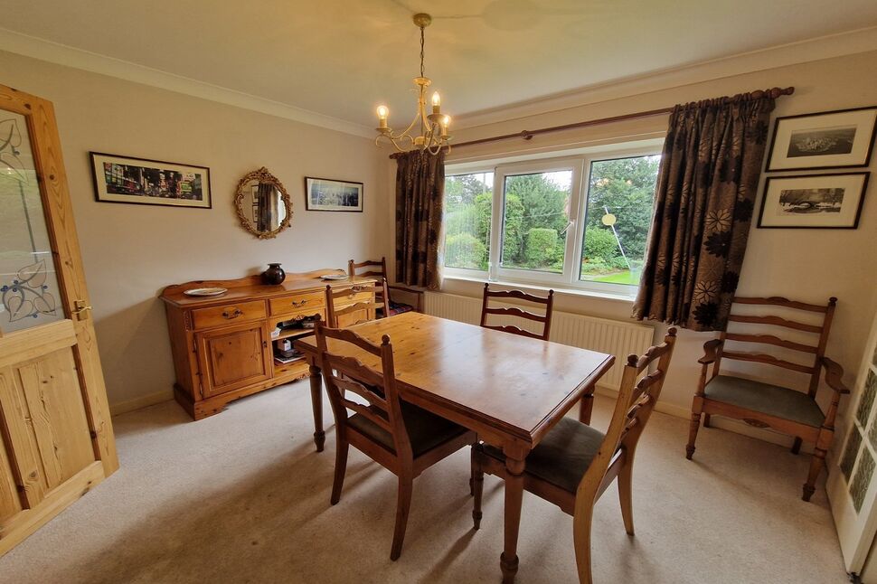 4 bedroom Detached House for sale, The Pastures, Carlton, DN14 £315,000