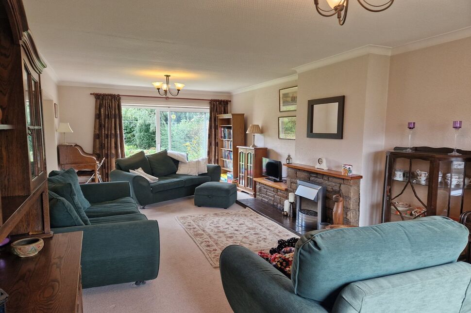 4 bedroom Detached House for sale, The Pastures, Carlton, DN14 £315,000