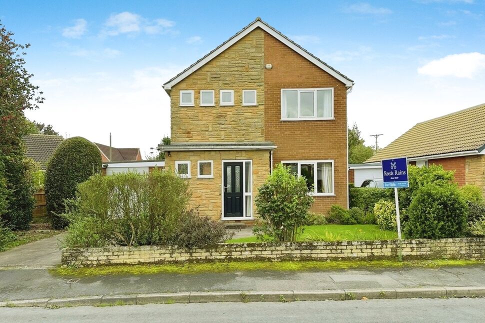 4 bedroom Detached House for sale, The Pastures, Carlton, DN14 £295,000